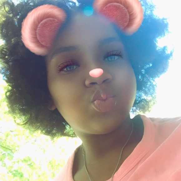 Meet your Posher, Zamyria - Picture 1 of 1